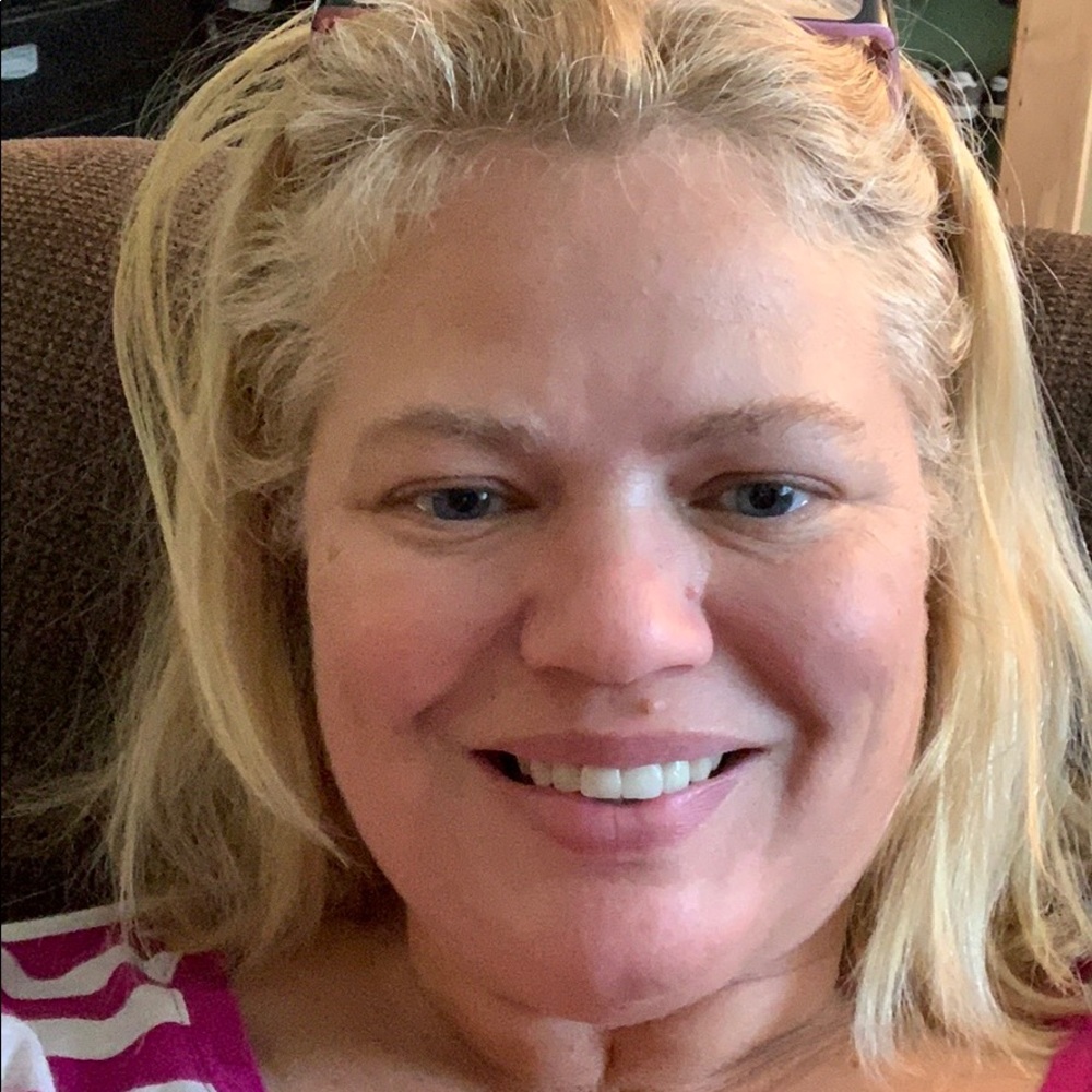 Meet your Posher, Daenelle